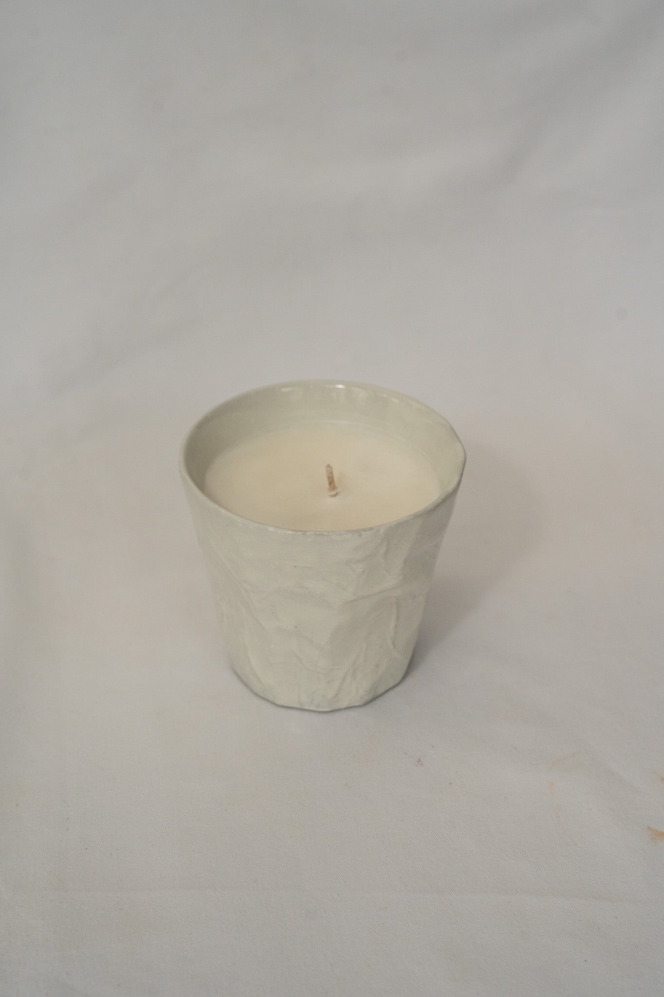 Crinkle Cappuccino Cup | White Peach Candle
