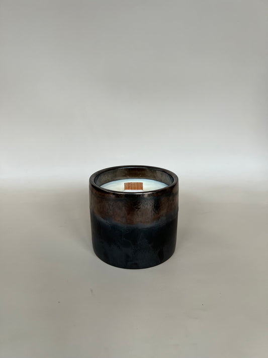 Graphite Pot | Amber + Saffron Candle